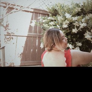 Meet your Posher, Fernanda